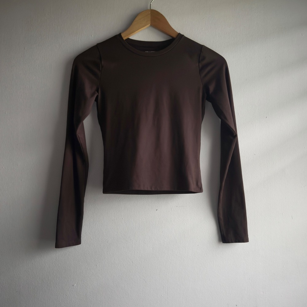 Hollister Slim Fit Long Sleeve Tee Women XS Brown Minimalist Basic Shirt